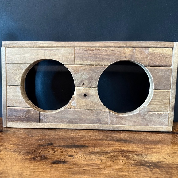 Wood Dog and/or Cat Water and Food Raised Feeder - Picture 2 of 10